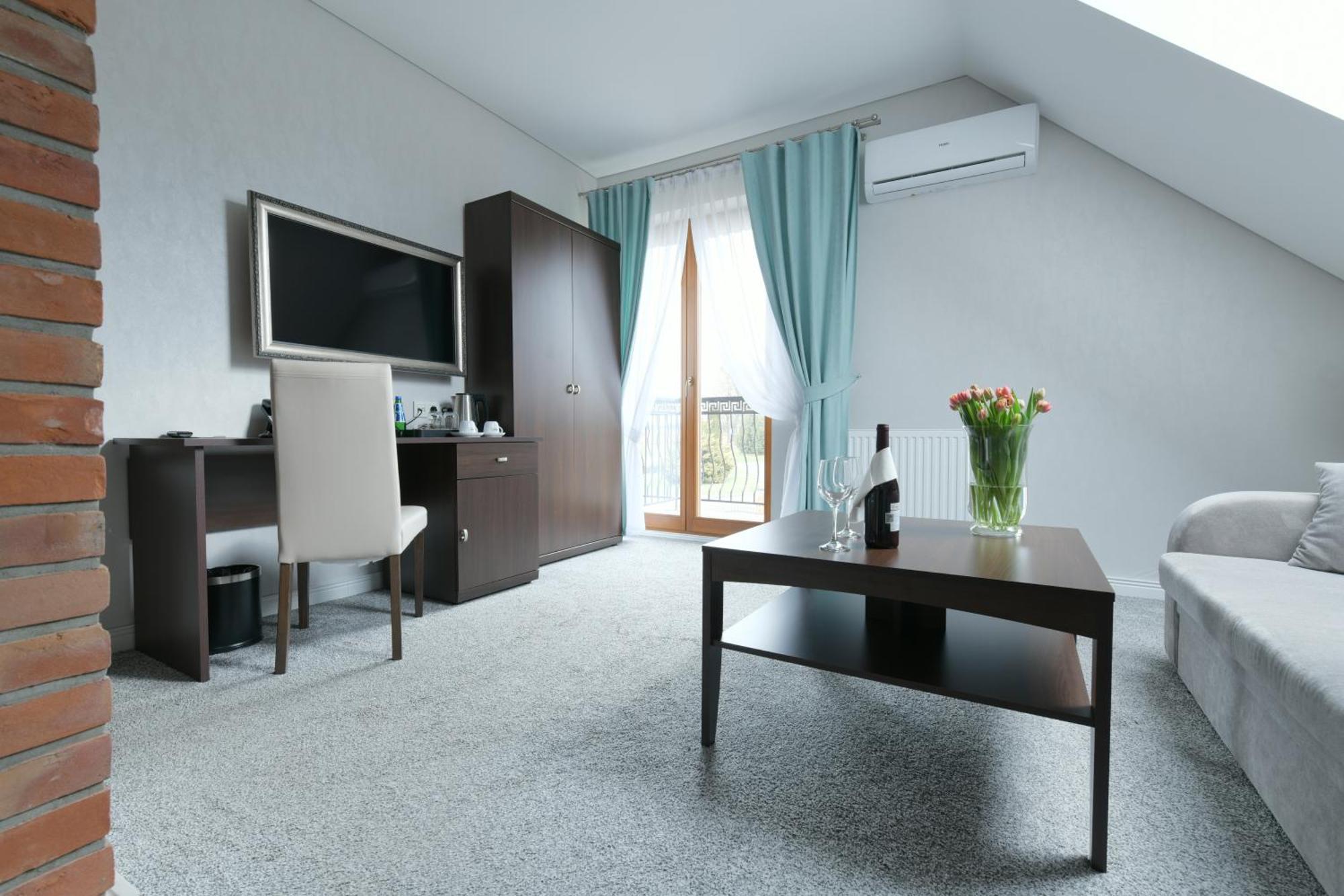 Palac Mortegi Hotel & Spa- Restauracja Szlachecka, Spa, Basen, Sauny, Jazda Konna, Mini Zoo- Luksus, Relaks I Przyroda W Jednym! Lubawa Habitación foto