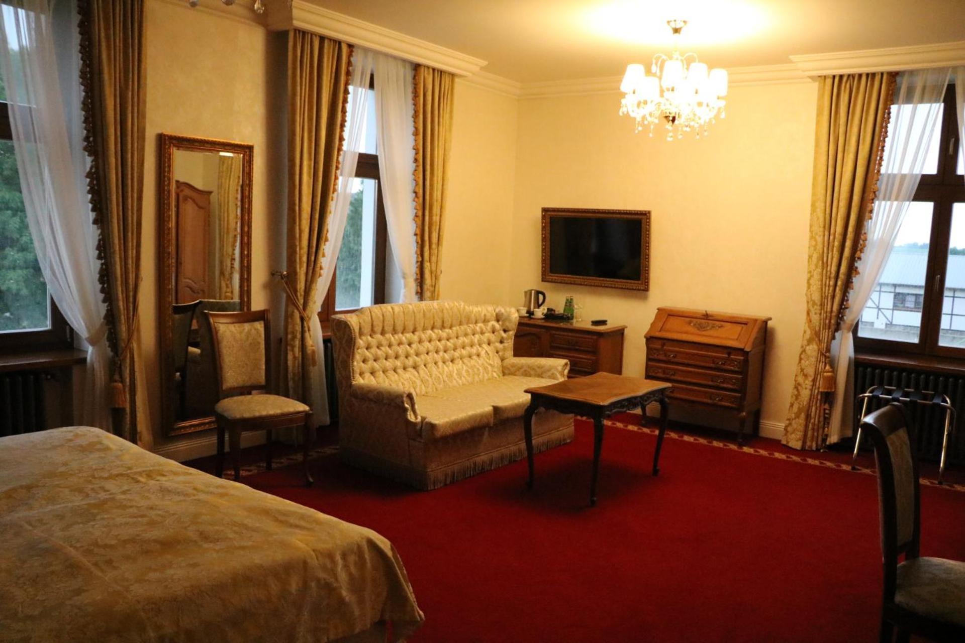 Palac Mortegi Hotel & Spa- Restauracja Szlachecka, Spa, Basen, Sauny, Jazda Konna, Mini Zoo- Luksus, Relaks I Przyroda W Jednym! Lubawa Habitación foto
